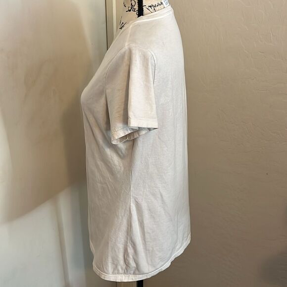 Foo Fighters Band Music White Heart Graphic Shirt - Picture 2 of 10